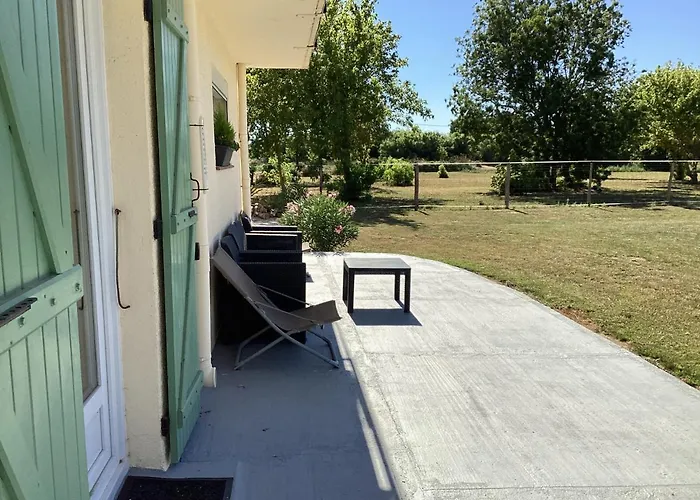 Sleeps 4 With Private Pool * Villelongue-de-la-Salanque